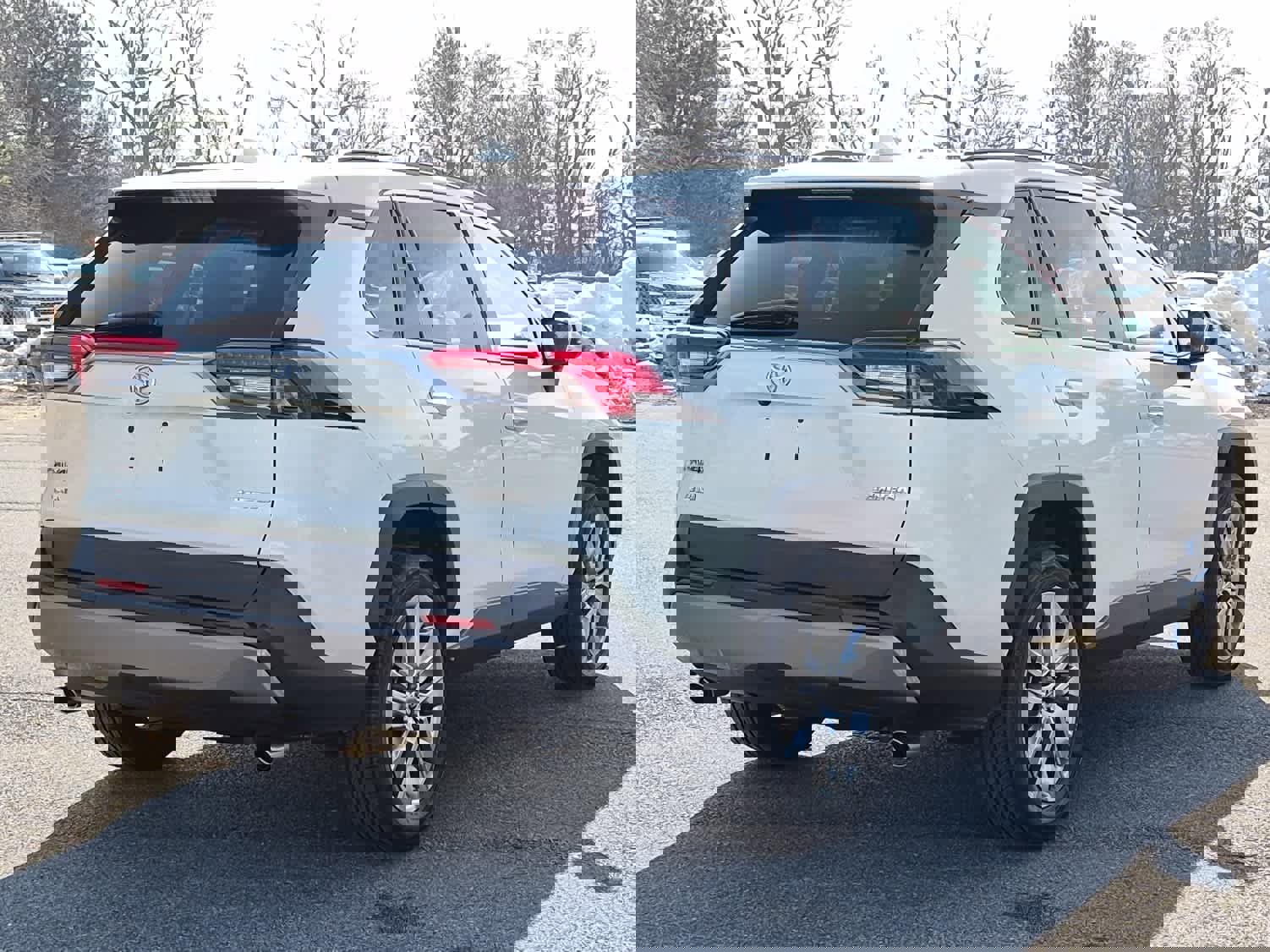 Used 2021 Toyota RAV4 Limited image 3