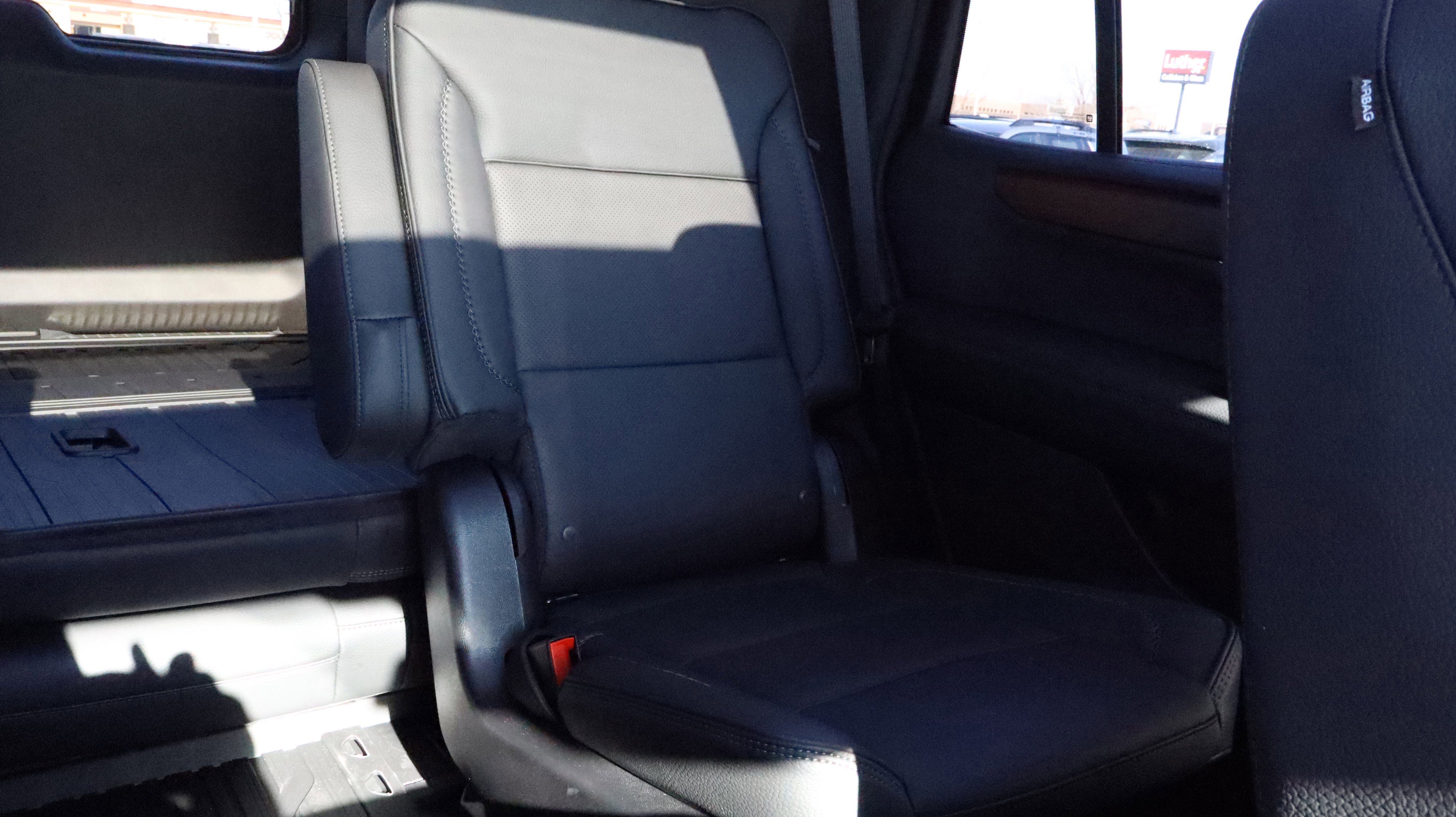 New 2026 GMC Yukon Denali w/ Sun & Power Step Package image 12