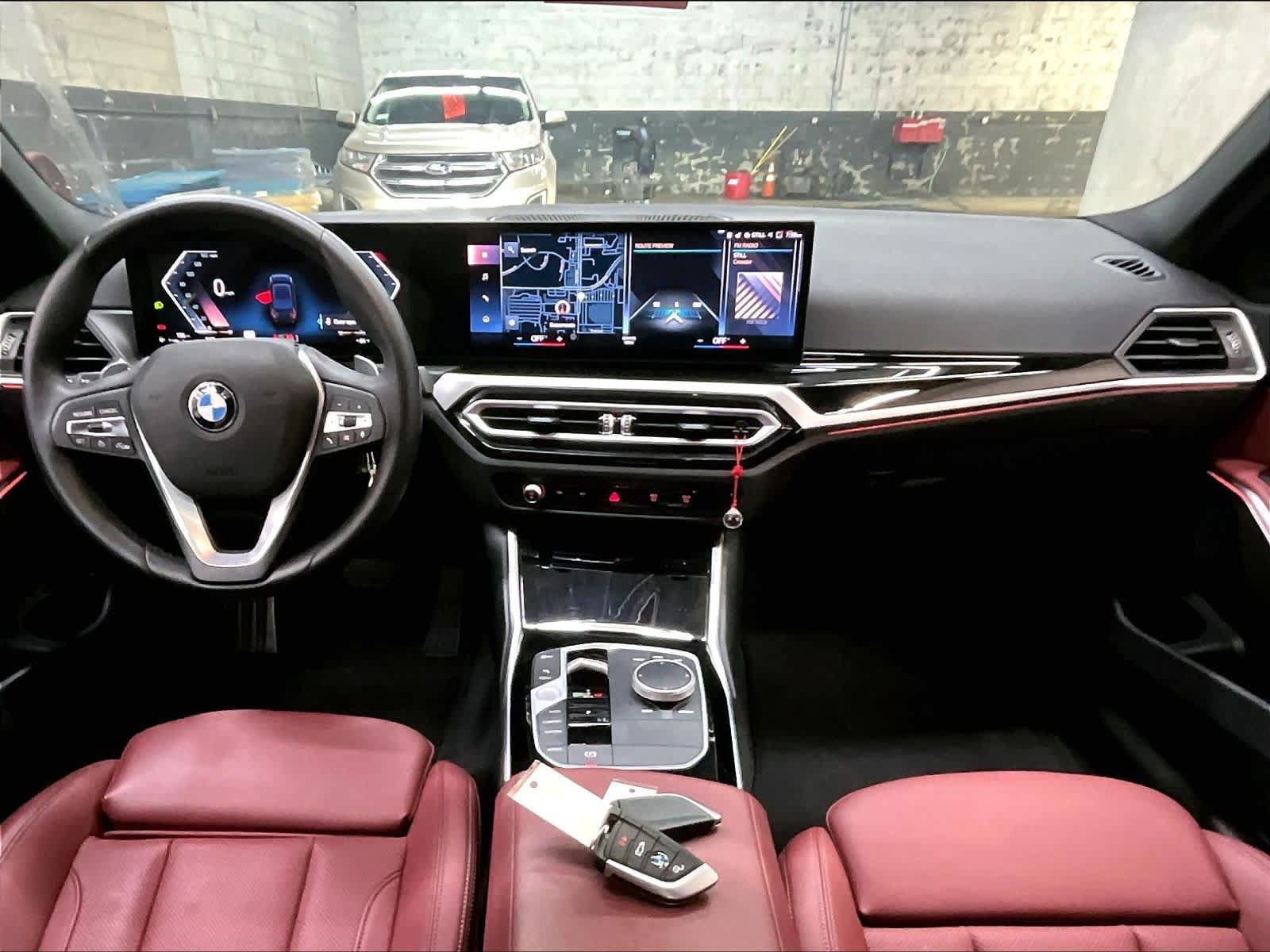 Used 2023 BMW 330i Sedan w/ Driving Assistance Package RWD image 17