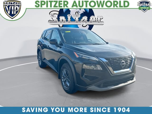 Used 2023 Nissan Rogue S AWD/4WD image 2