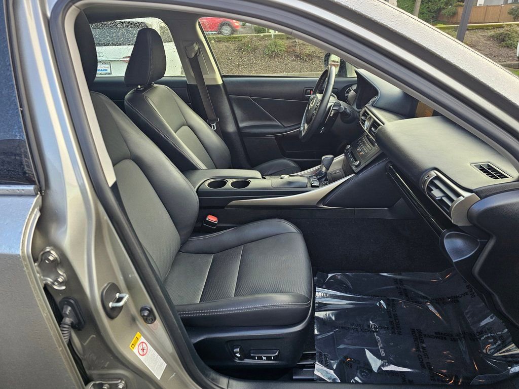 Used 2015 Lexus IS 250 AWD w/ Navigation System Package image 29