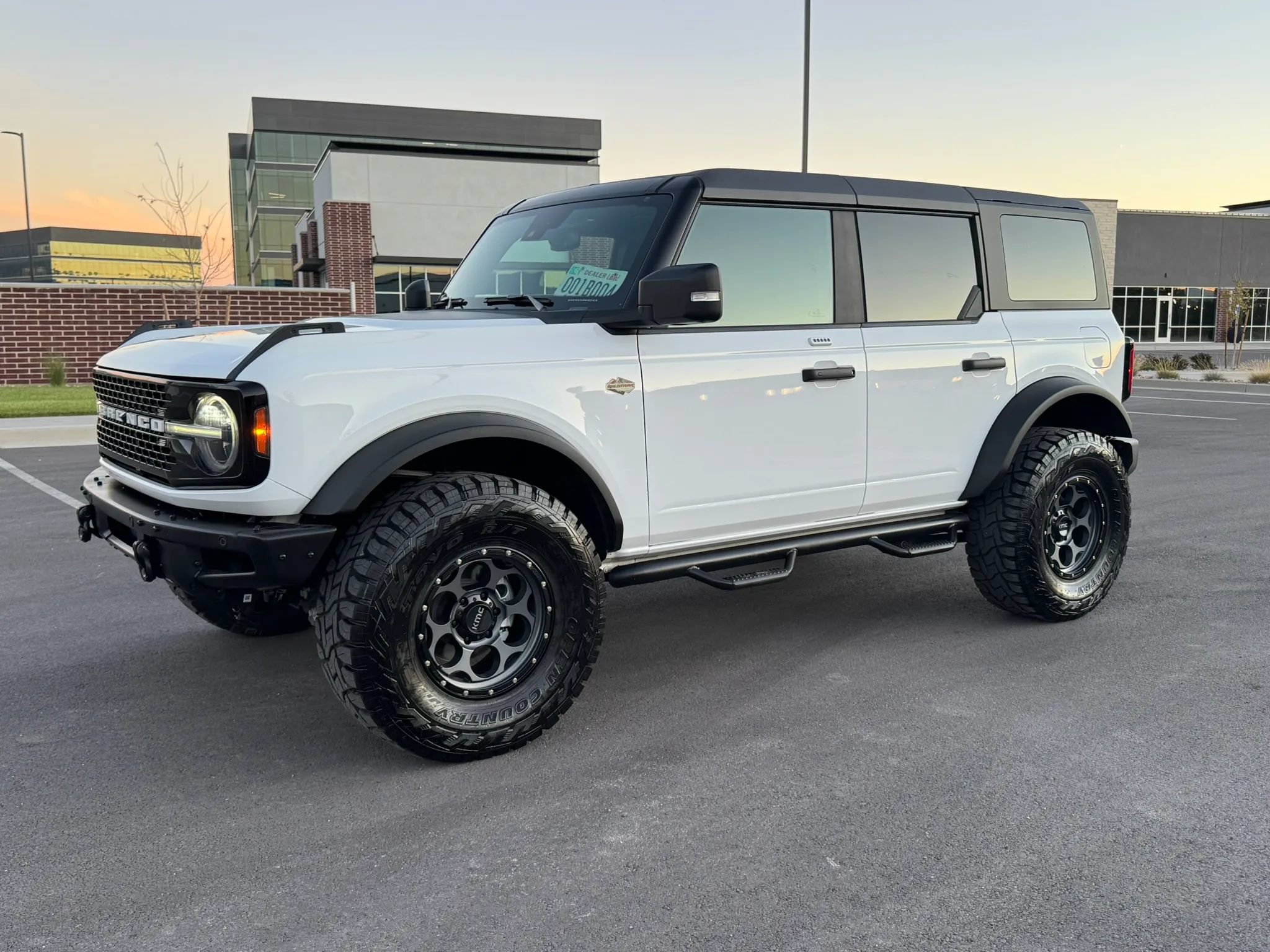Used 2023 Ford Bronco Wildtrak AWD/4WD image 2
