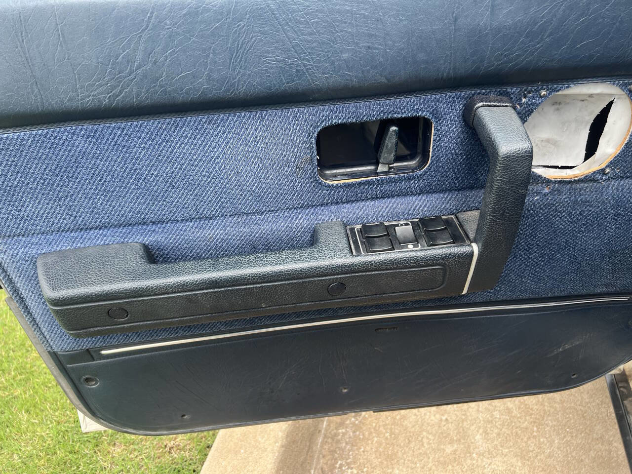 Used 1991 Volvo 240 Sedan RWD image 37