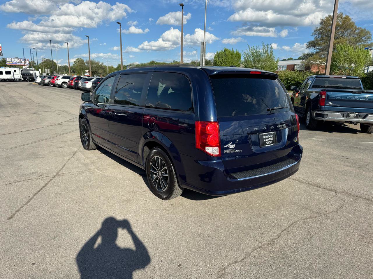 Used 2016 Dodge Grand Caravan R/T FWD image 5