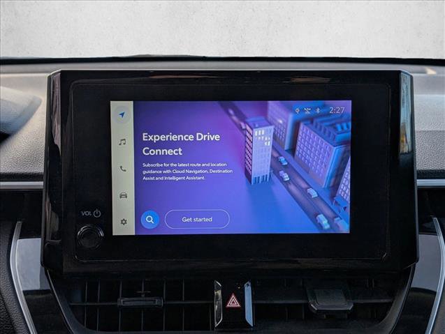 Used 2024 Toyota Corolla Cross LE image 12