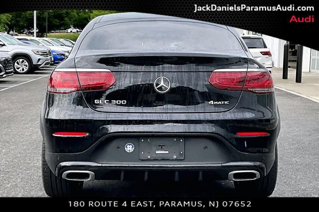Used 2023 Mercedes-Benz GLC 300 4MATIC Coupe image 4
