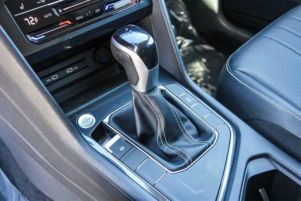 Used 2023 Volkswagen Tiguan SE image 18