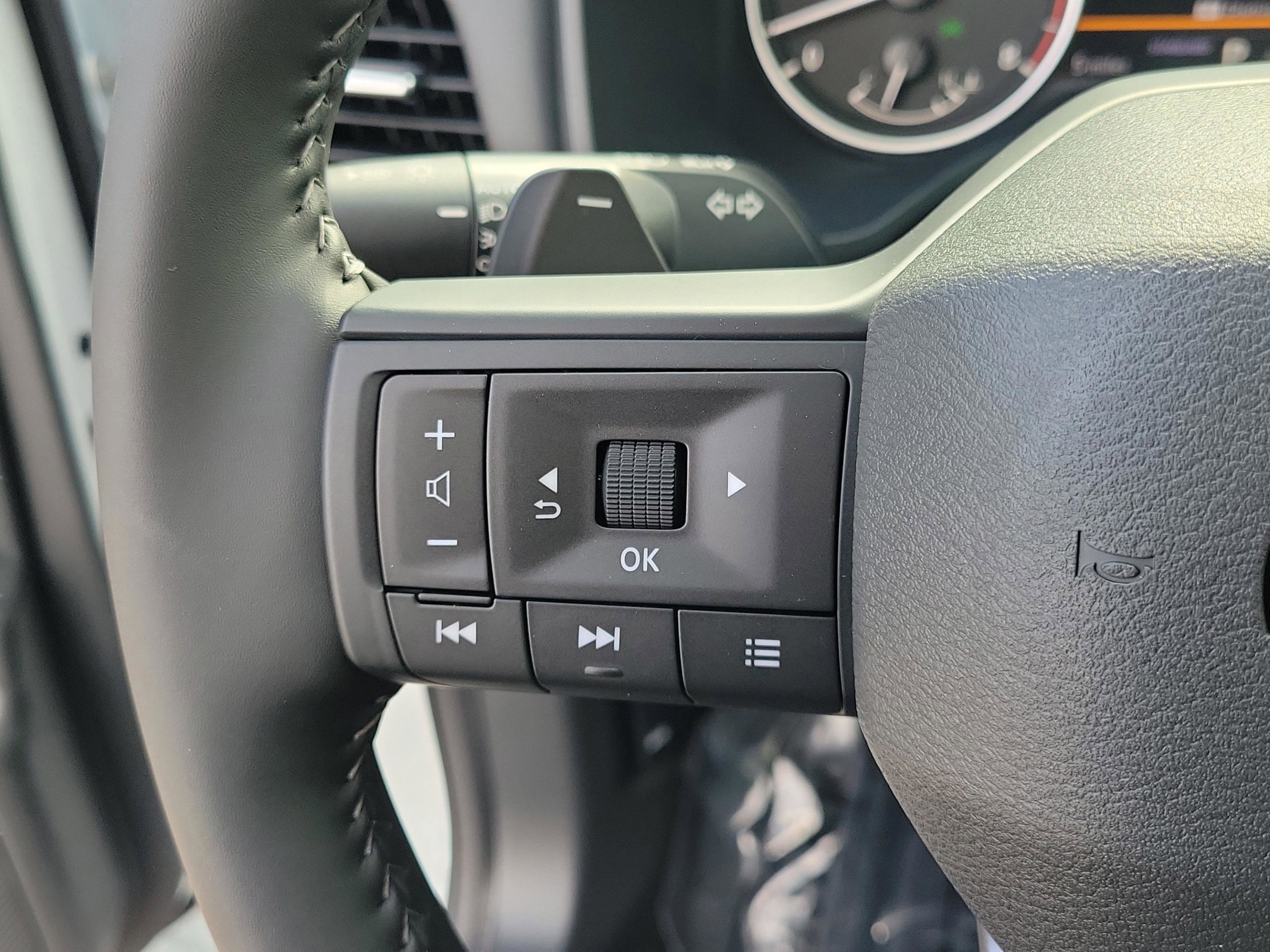 New 2026 Nissan Rogue SV FWD image 21