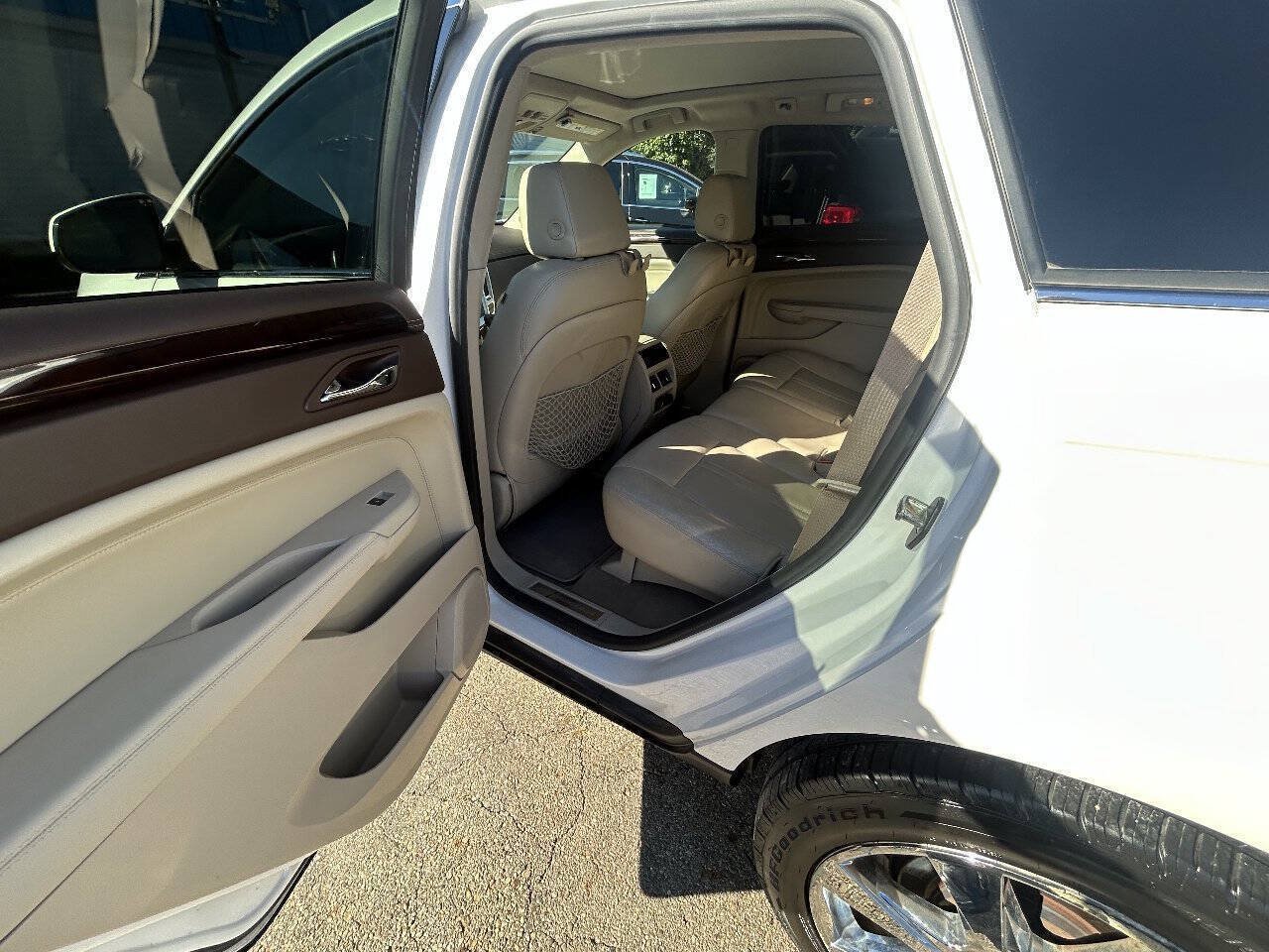 Used 2010 Cadillac SRX Performance FWD image 7