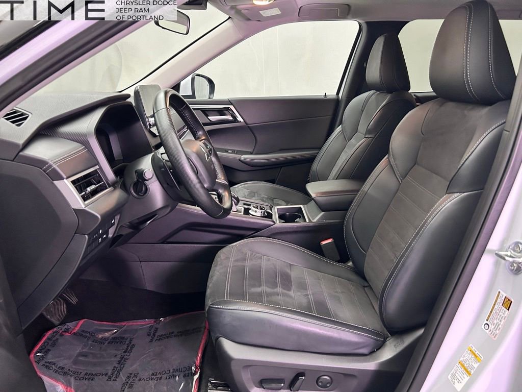 Used 2024 Mitsubishi Outlander Ralliart image 17