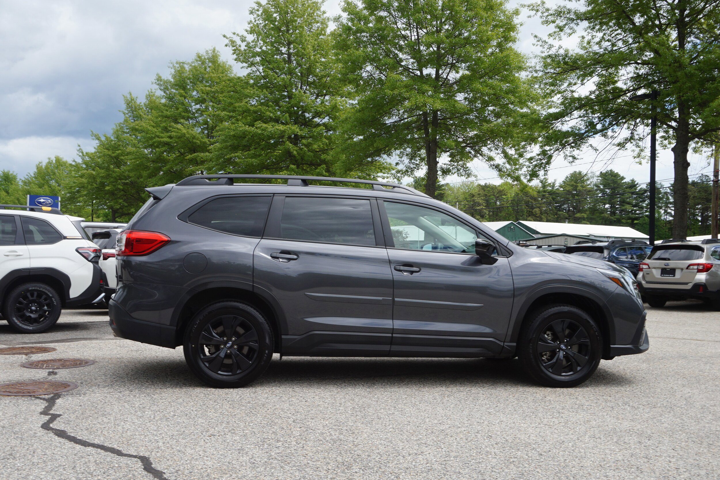 Used 2026 Subaru Ascent Premium AWD/4WD image 4