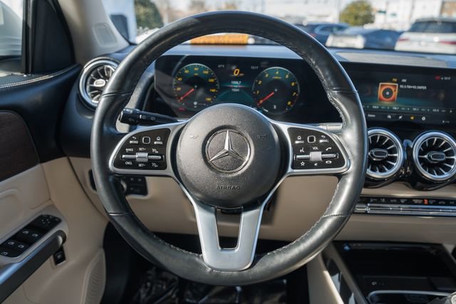 Used 2022 Mercedes-Benz GLB 250 4MATIC image 31