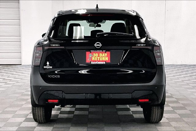 New 2026 Nissan Kicks S FWD image 5