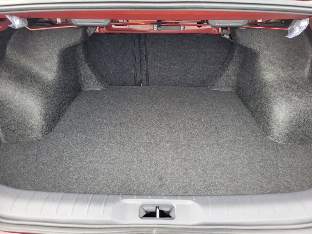 New 2025 Nissan Altima 2.5 SV w/ SV Special Edition Package image 12