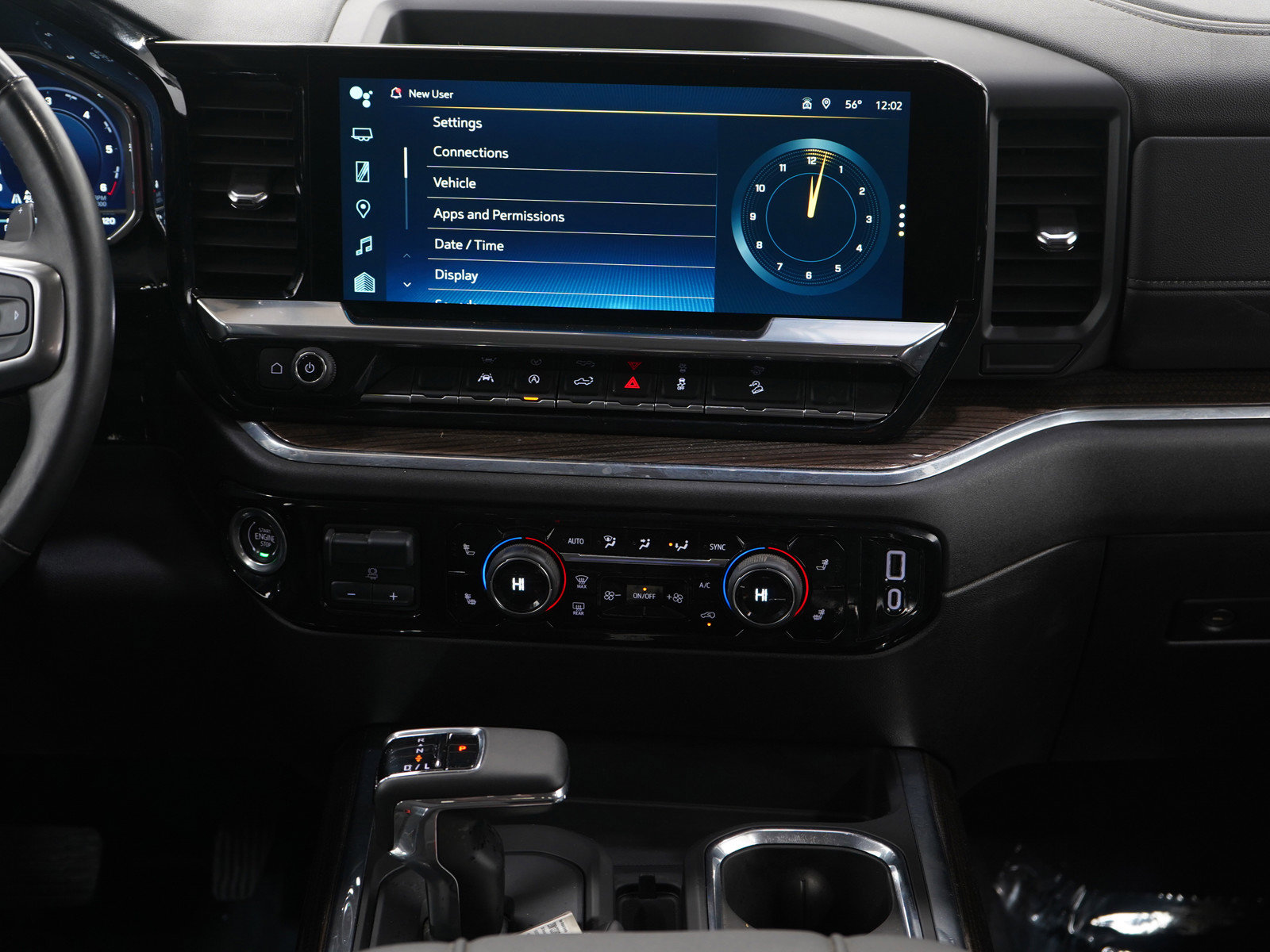 Used 2024 Chevrolet Silverado 1500 LT image 16