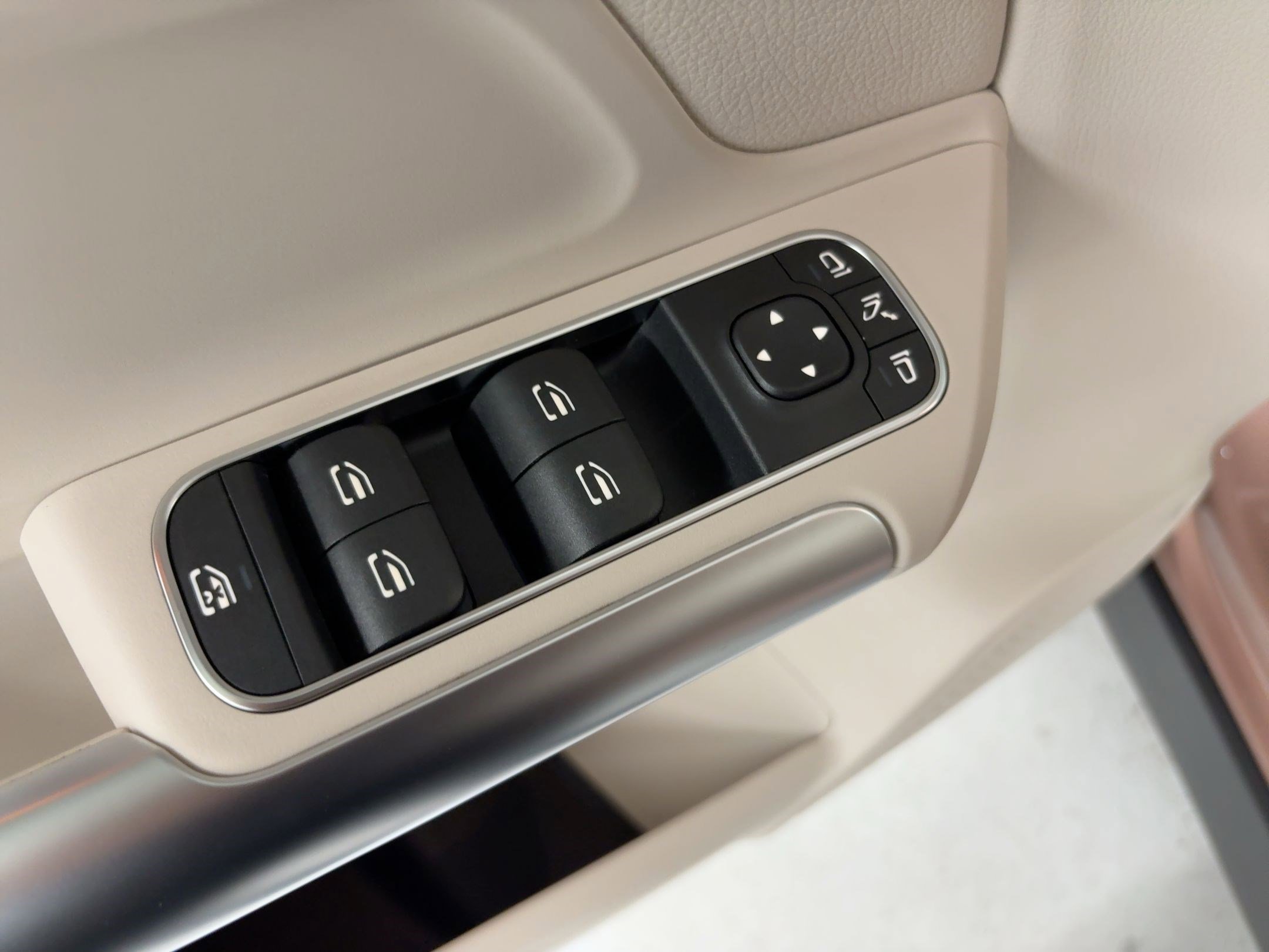 Certified 2023 Mercedes-Benz GLA 250 image 13