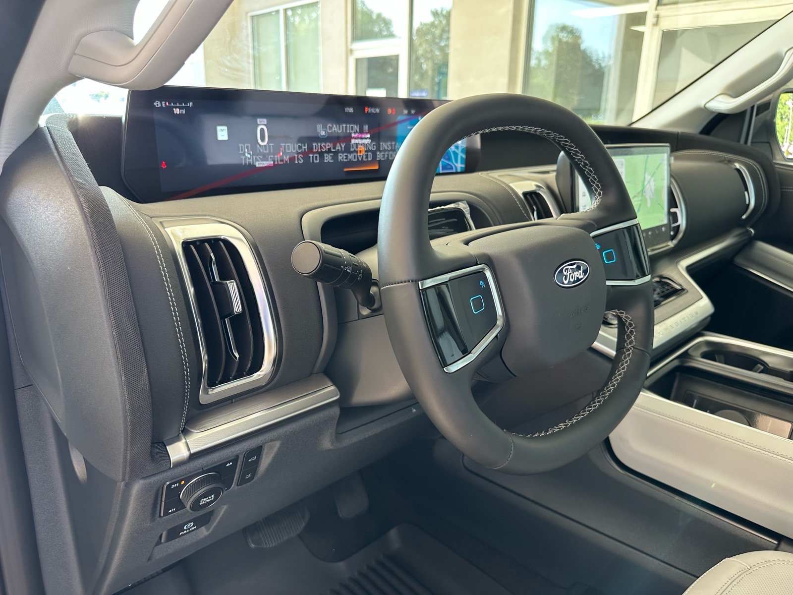 New 2027 Ford Expedition Platinum w/ Platinum Ultimate Package AWD/4WD image 19