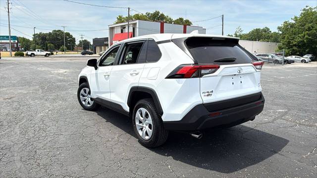 Certified 2025 Toyota RAV4 LE AWD/4WD image 5