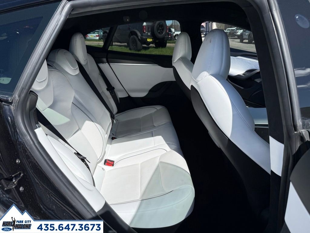 Used 2022 Tesla Model S Plaid AWD/4WD image 32