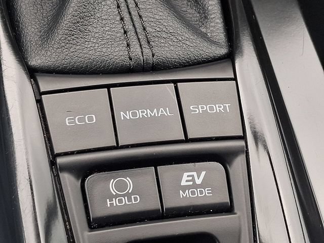 Used 2025 Toyota Camry SE FWD image 23