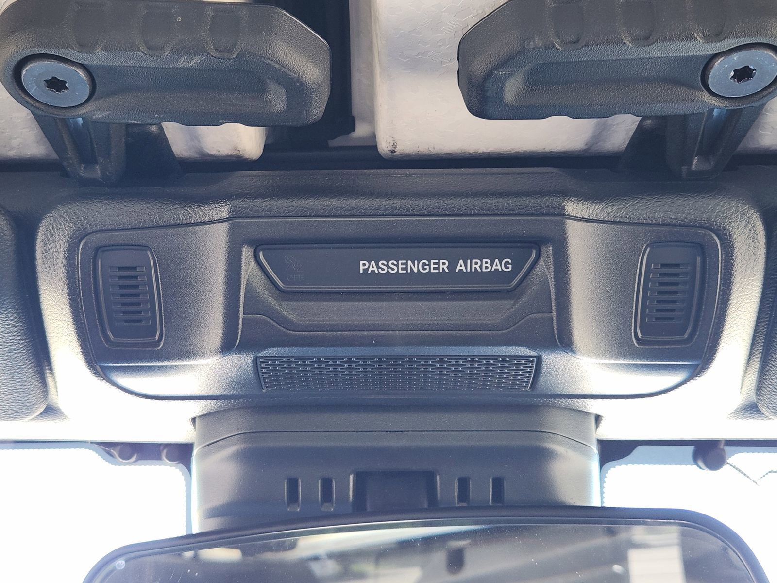 Used 2024 Jeep Gladiator Rubicon image 32