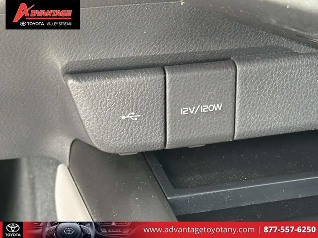 Certified 2022 Toyota Camry LE AWD/4WD image 35