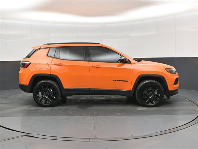 New 2026 Jeep Compass Latitude image 2
