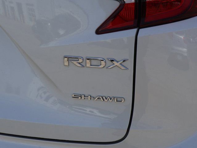 Used 2024 Acura RDX SH-AWD image 9