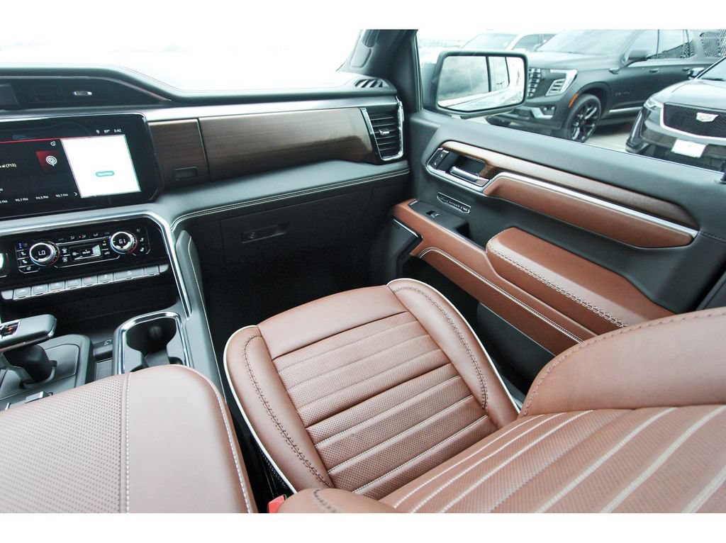 Used 2025 GMC Sierra 1500 Denali Ultimate AWD/4WD image 10