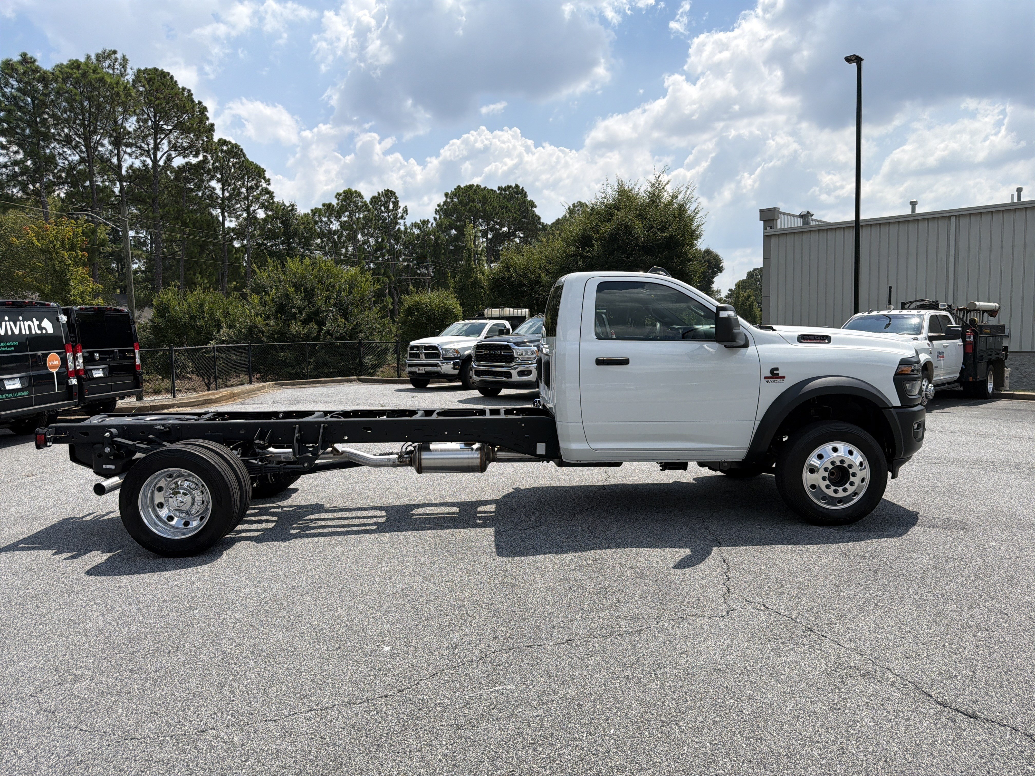 New 2026 RAM 5500 Tradesman RWD image 9