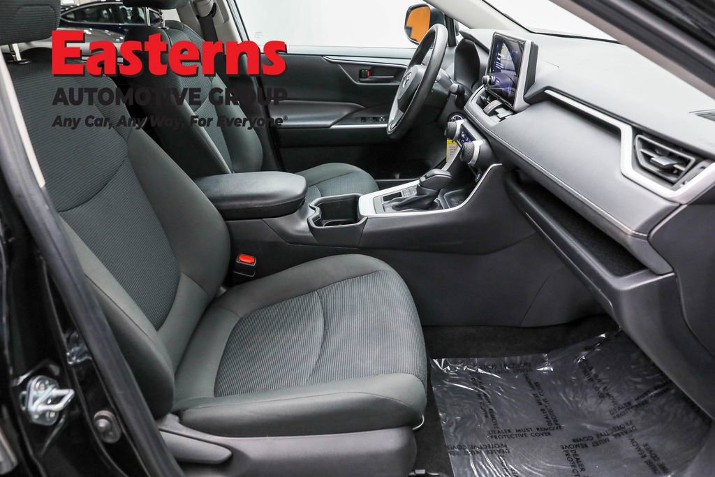 Used 2024 Toyota RAV4 LE image 23