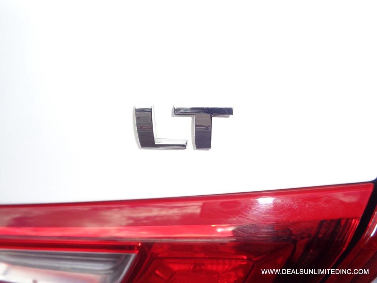 Used 2023 Chevrolet Malibu LT image 6