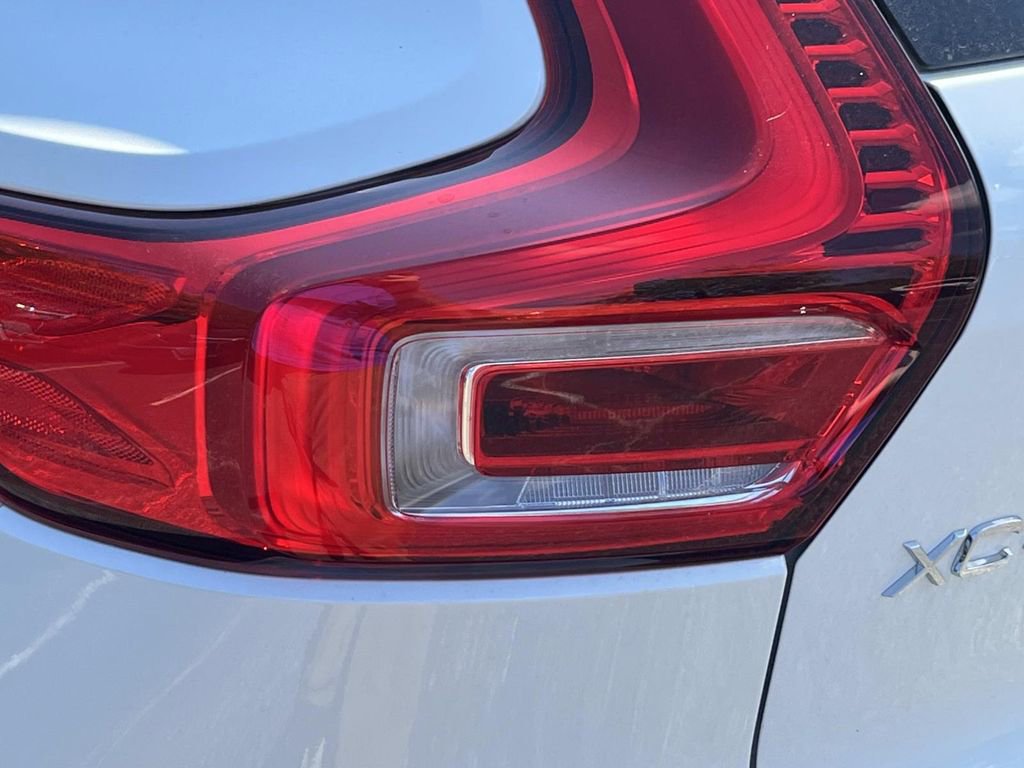 New 2026 Volvo XC40 B5 Plus w/ Protection Package Premier image 10