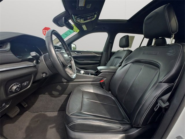 Used 2022 Jeep Grand Cherokee L Overland image 10