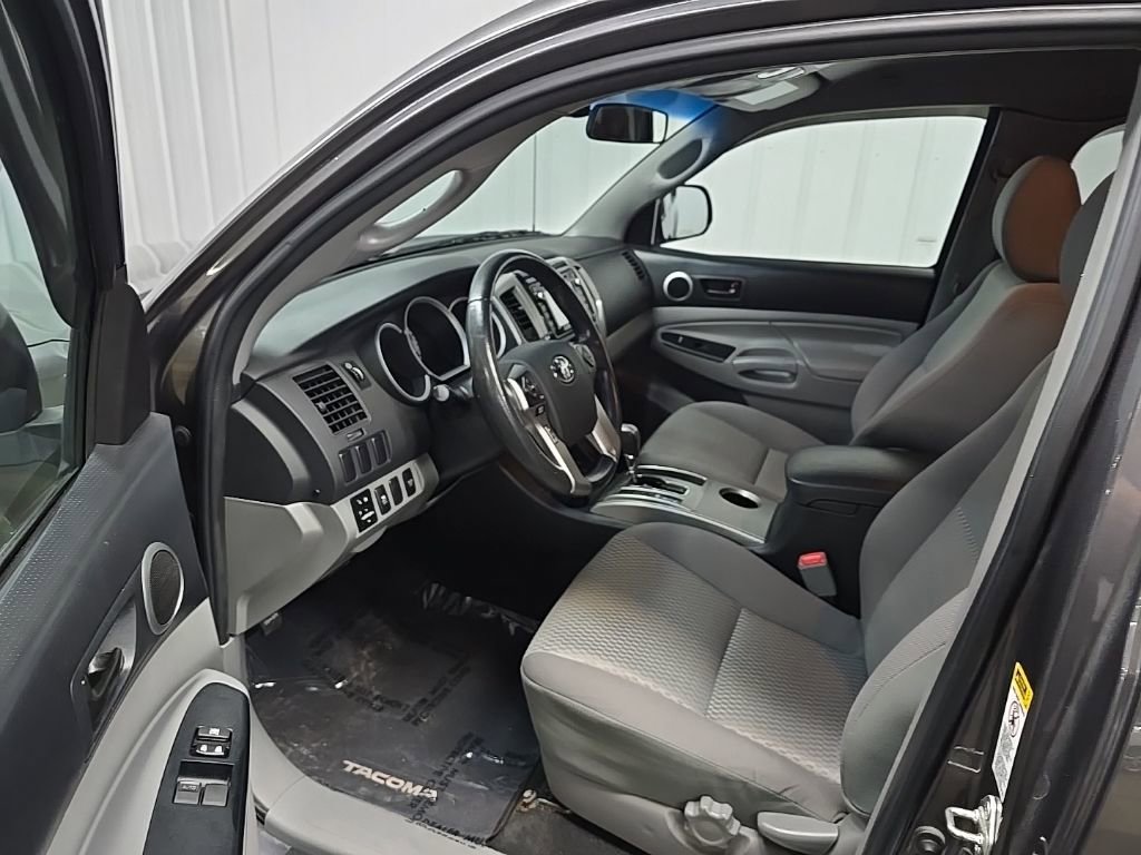 Used 2015 Toyota Tacoma 4x4 Access Cab w/ SR5 Package image 27