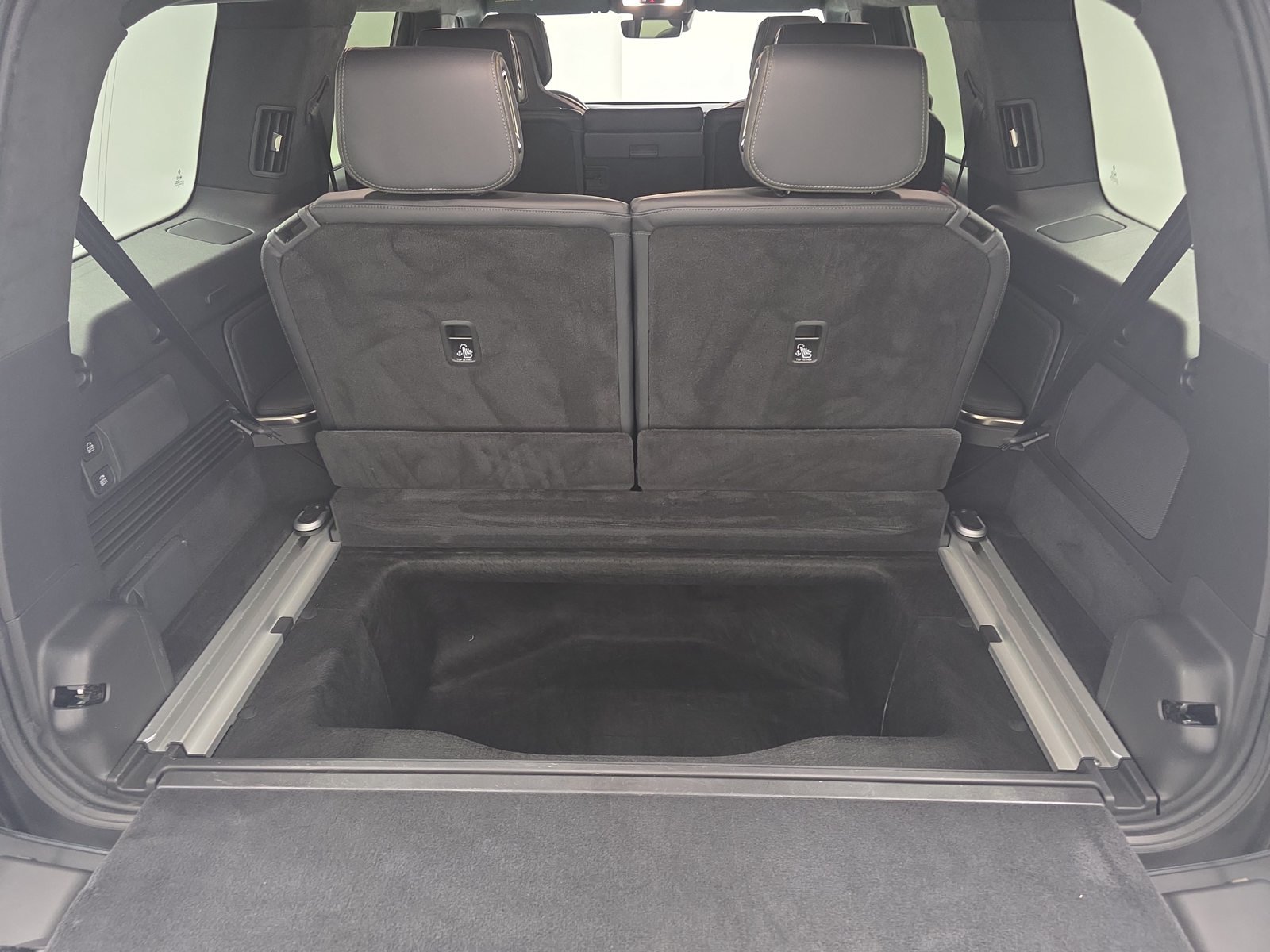 Used 2024 Rivian R1S Adventure Quad AWD/4WD image 26