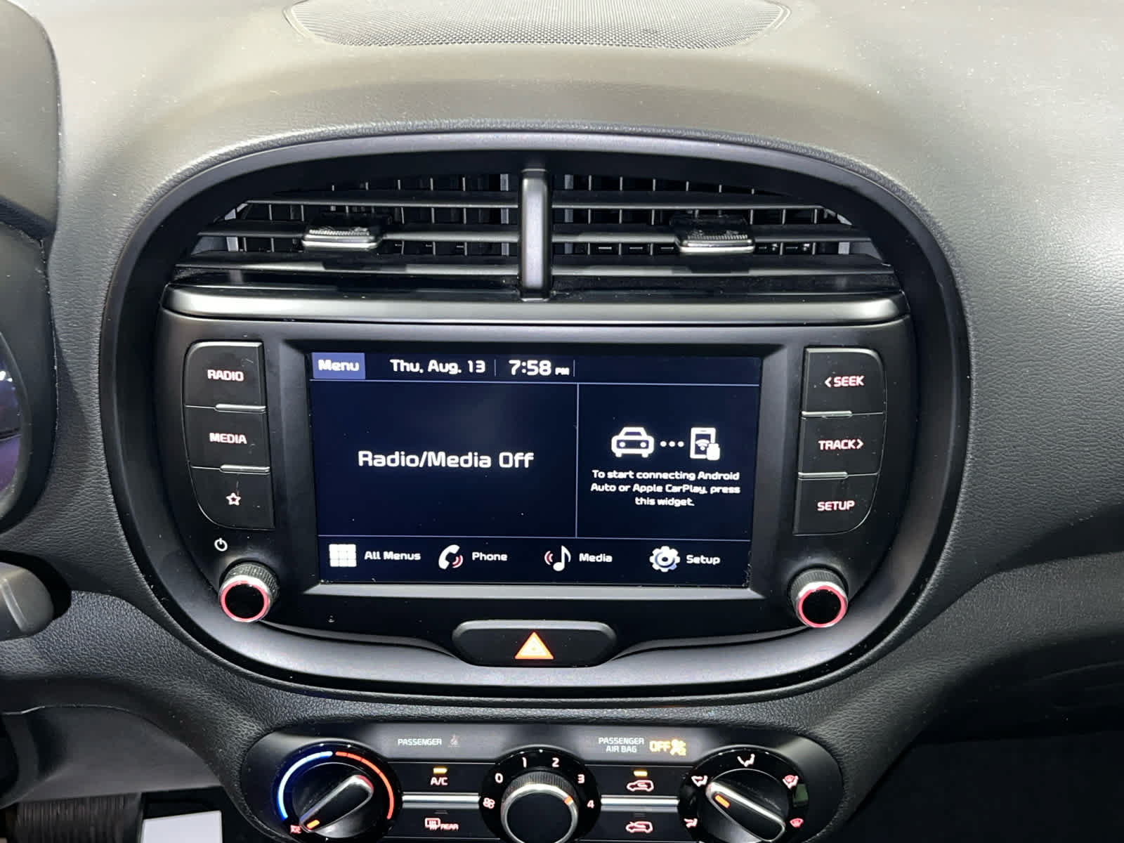 Used 2022 Kia Soul LX FWD image 27