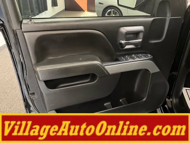 Used 2018 Chevrolet Silverado 1500 LT w/ All Star Edition AWD/4WD image 13