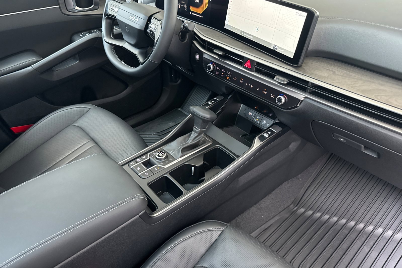 New 2026 Kia Sorento X-Line EX image 13