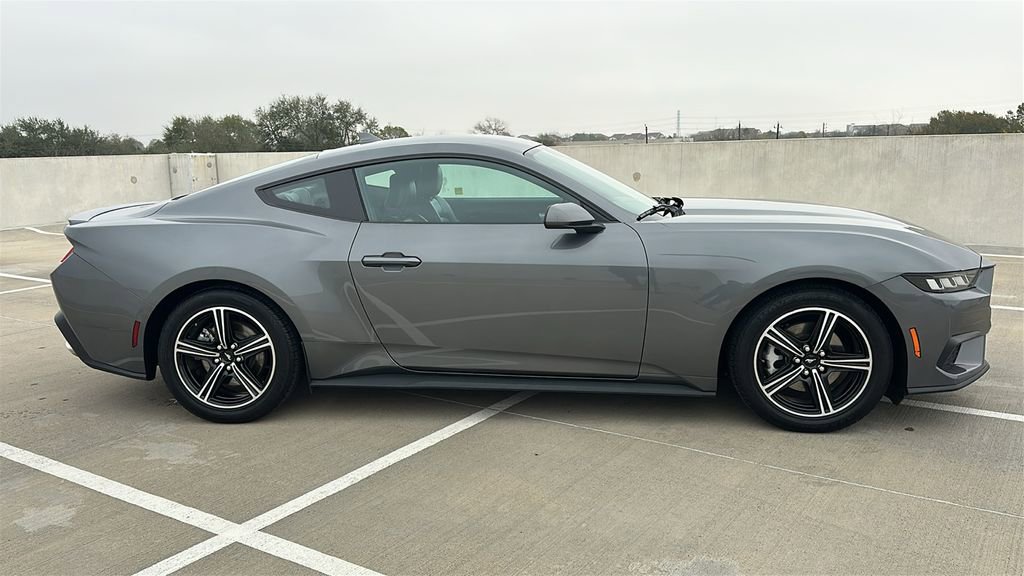 Used 2024 Ford Mustang Premium image 13