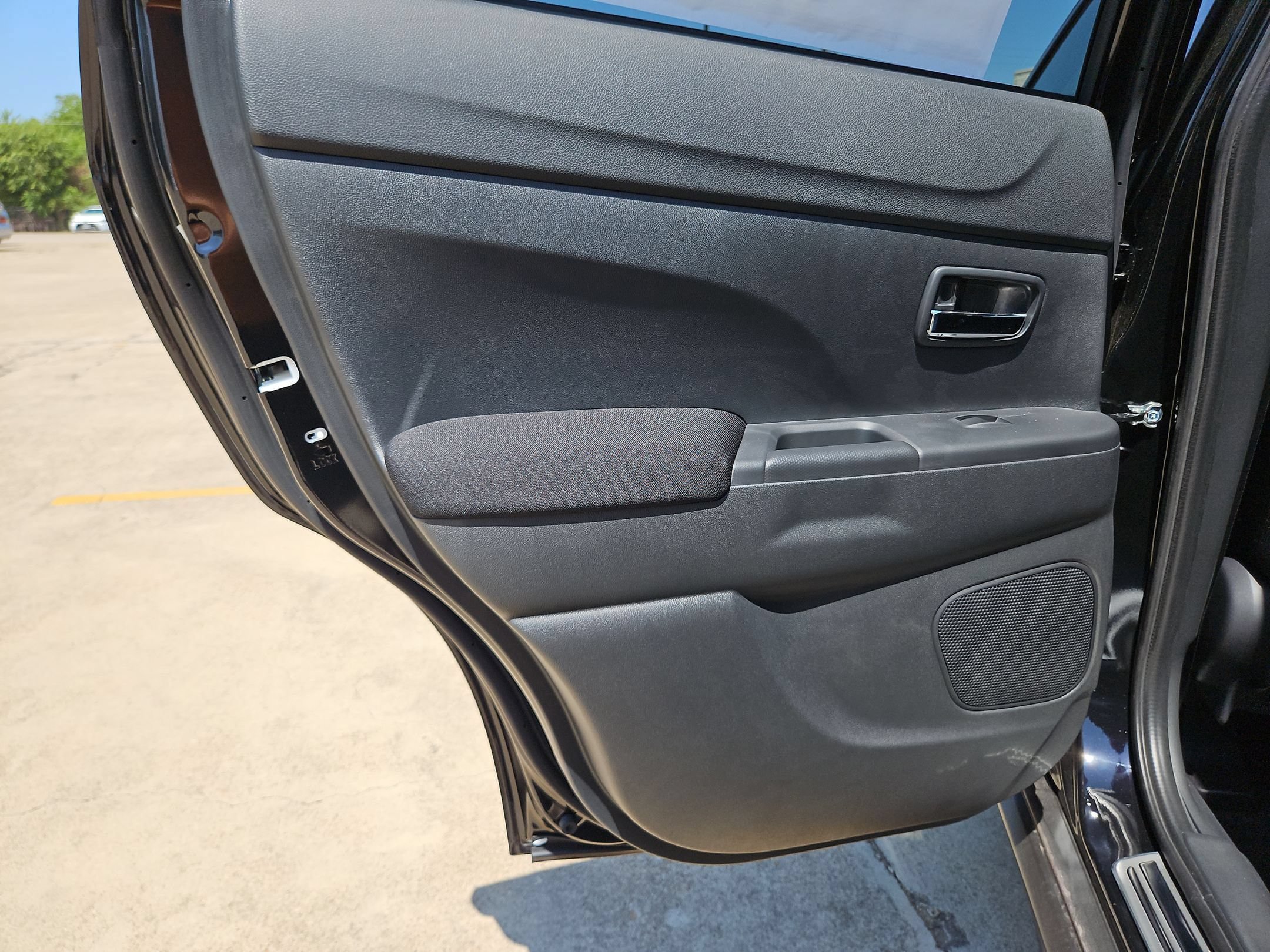 New 2027 Mitsubishi Outlander Sport ES AWD/4WD image 14