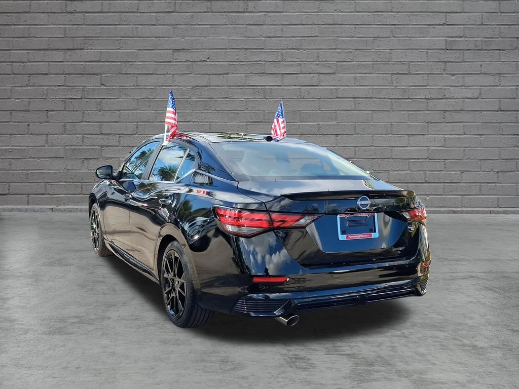 Used 2025 Nissan Sentra SR w/ Midnight Edition FWD image 9