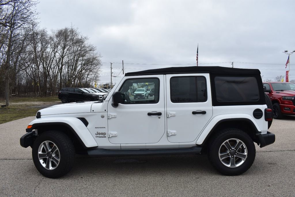 Used 2018 Jeep Wrangler Unlimited Sahara image 3