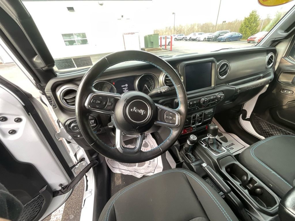 Used 2023 Jeep Wrangler Unlimited Rubicon 4xe w/ Cold Weather Group image 15