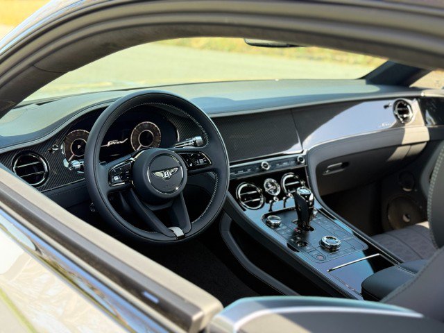 Used 2025 Bentley Continental GT Speed AWD/4WD image 18