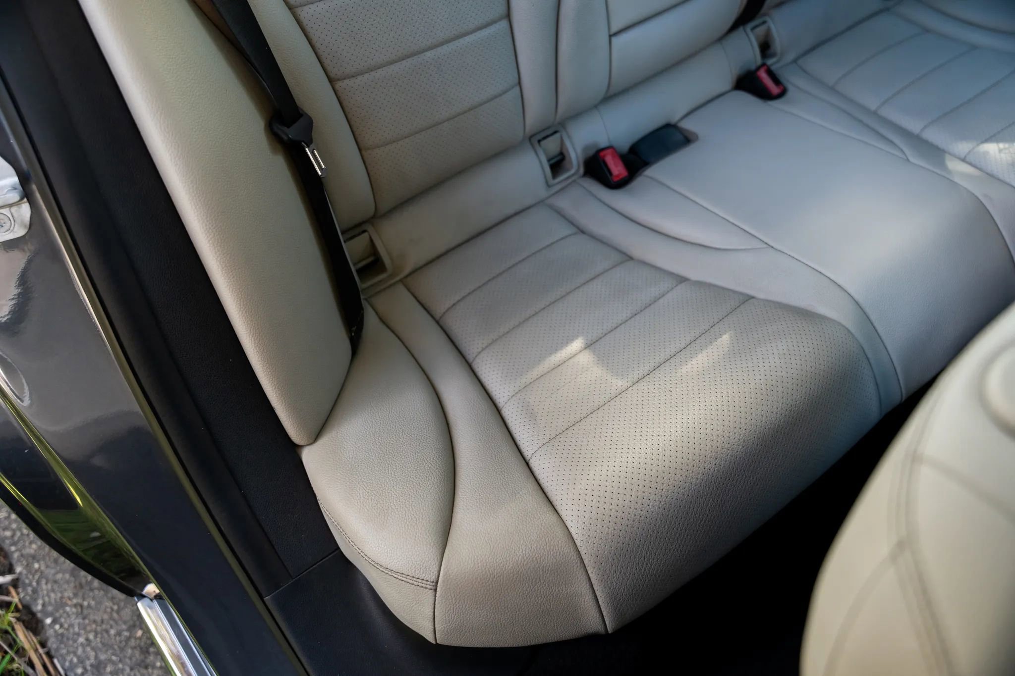 Used 2015 Mercedes-Benz C 300 Sedan w/ Premium 1 Package image 50