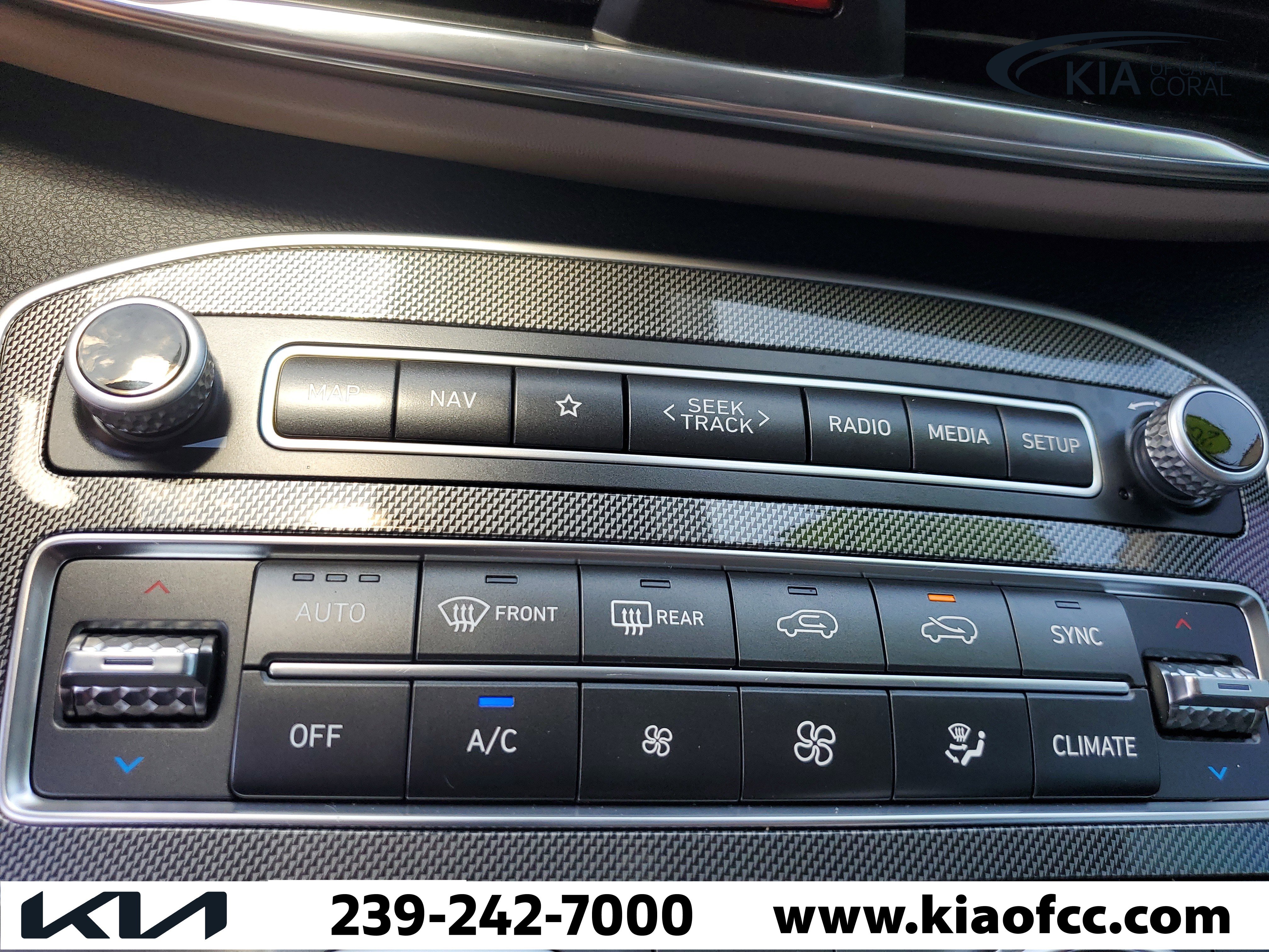 Used 2023 Hyundai Santa Fe SEL FWD image 27