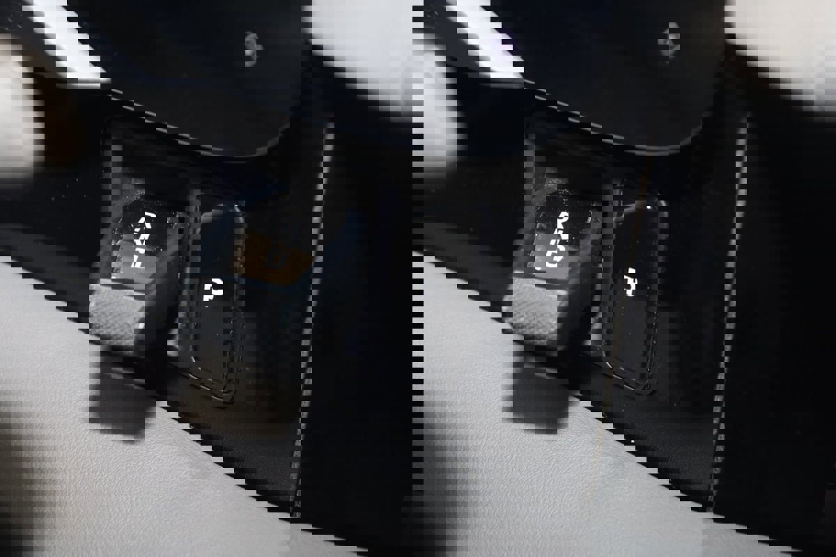 Used 2020 Porsche Taycan 4S image 7