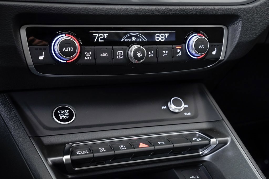 Certified 2024 Audi Q3 2.0T Premium image 22