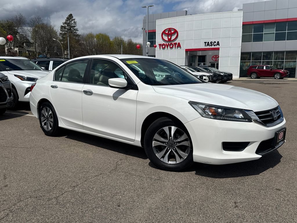 Used 2013 Honda Accord LX image 1